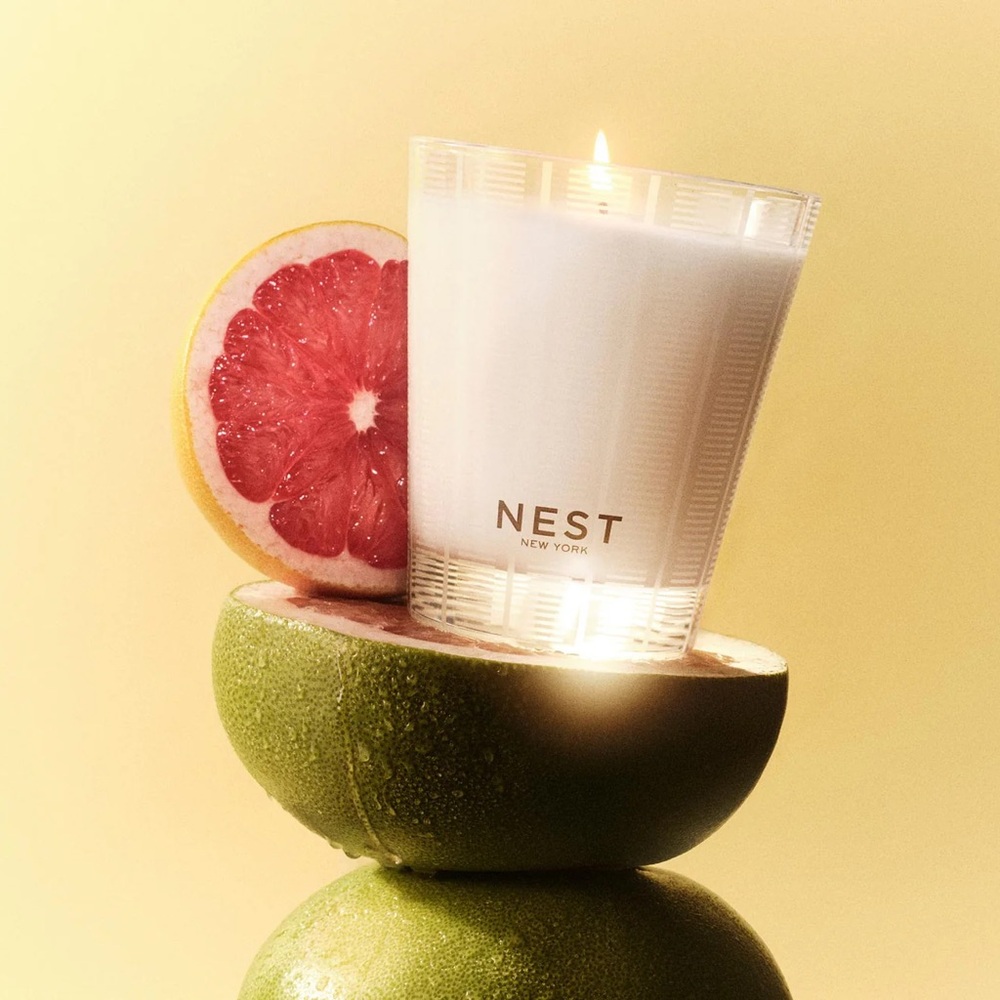 NIB NEST Grapefruit Classic candle, 8.1oz